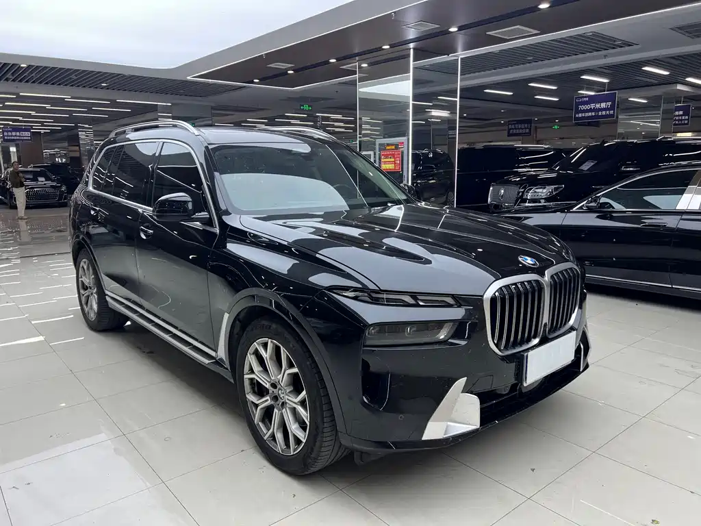 BMW X7 2023 — фото 3