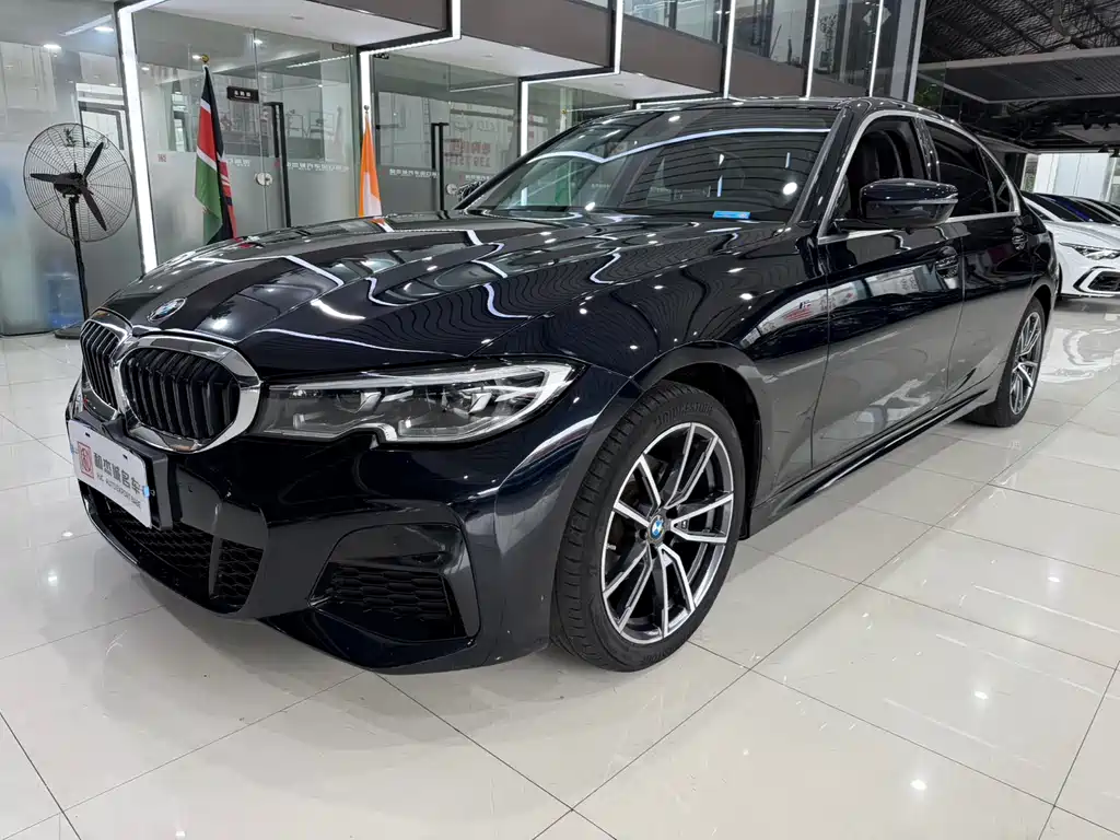 BMW 3 Series 2022