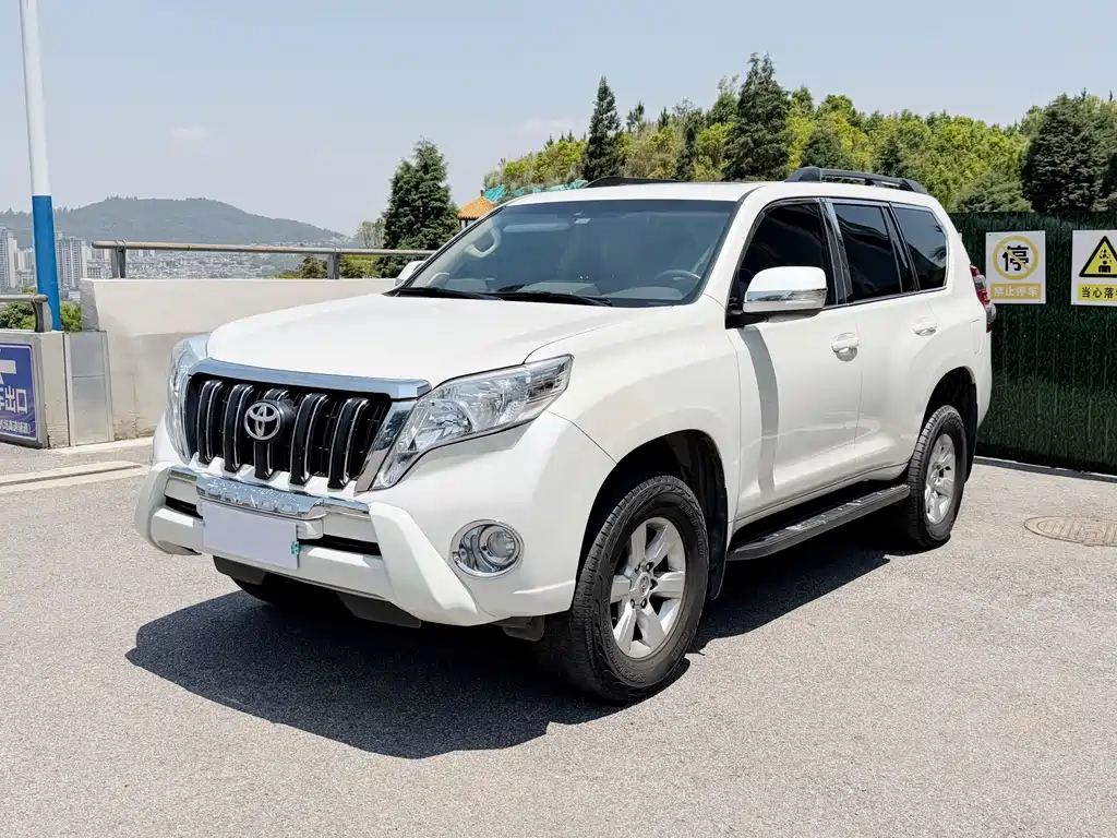Toyota Prado 2014 — фото 1