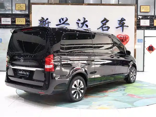 Mercedes-Benz Vito 2023