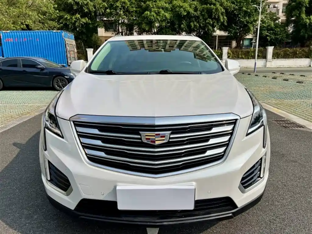Cadillac XT5 2018 — фото 2