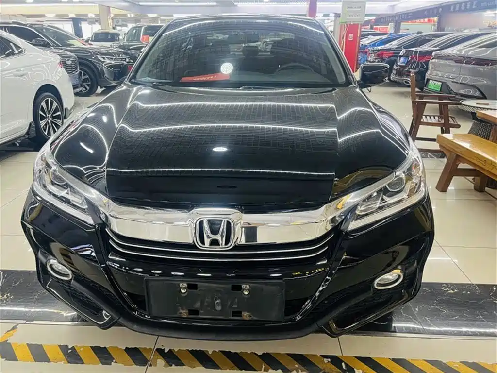 Honda Accord 2018 — фото 4
