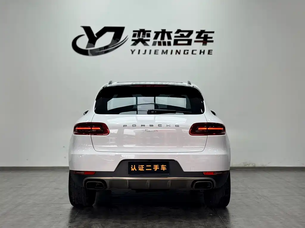 Porsche Macan 2017 — фото 8