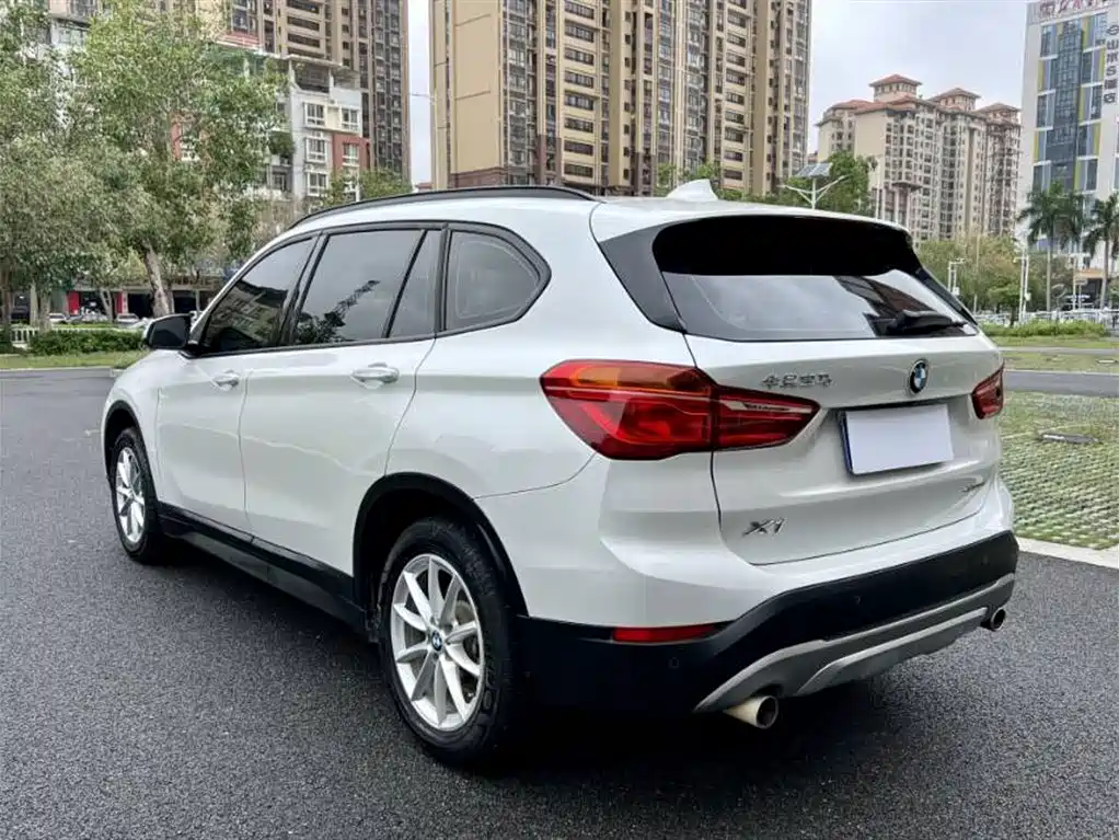 BMW X1 2019 — фото 7