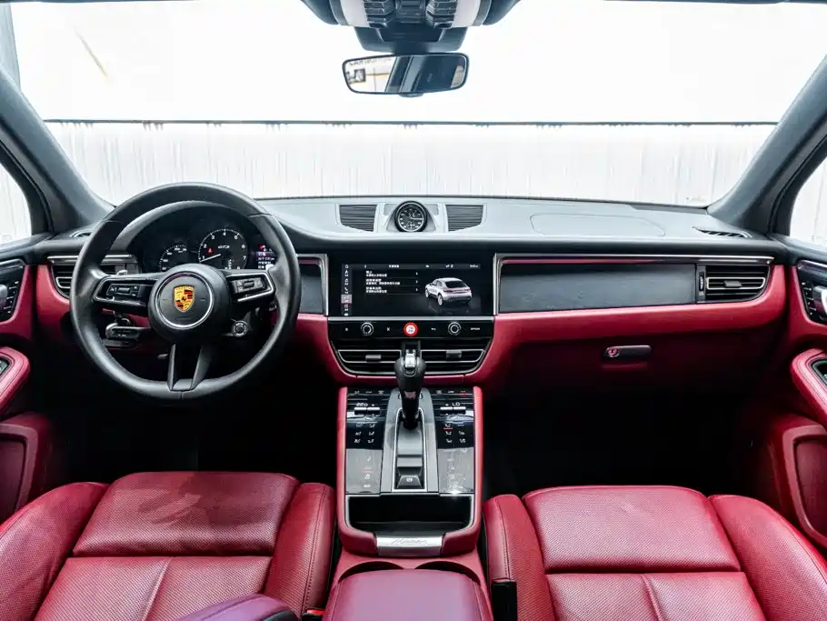 Porsche Macan 2023 — фото 15