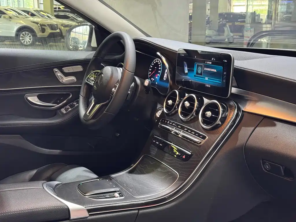 Mercedes-Benz C-Class 2019 — фото 5