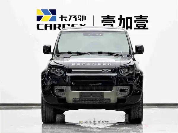 Land Rover Defender 2025