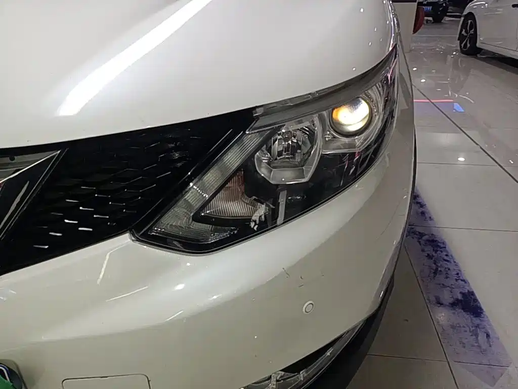 Nissan Qashqai 2018 — фото 24
