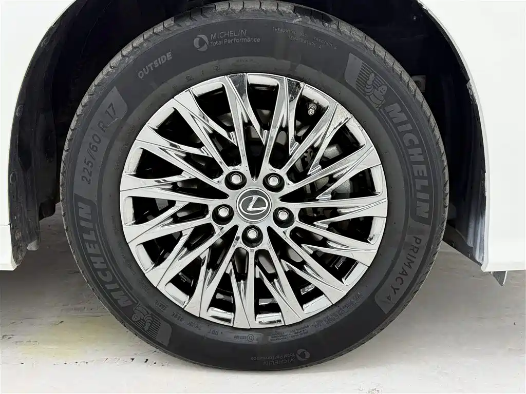 Toyota Alphard 2019 — фото 24