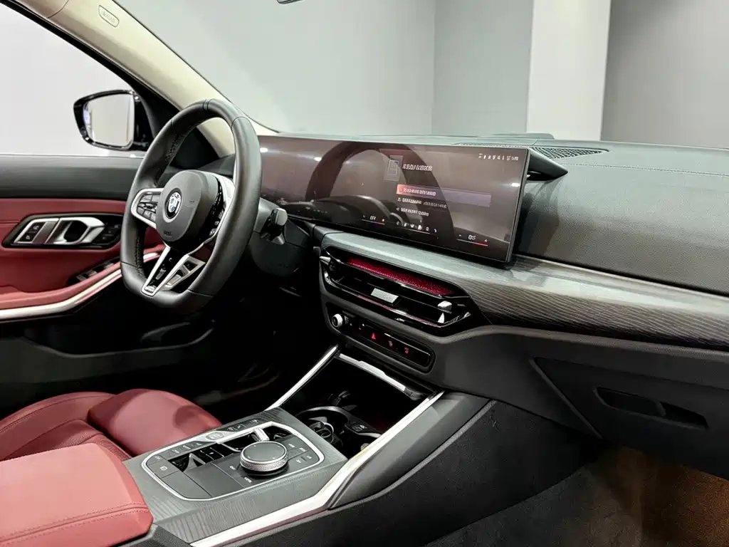 BMW 3 Series 2025