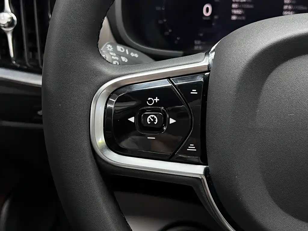 Volvo S90 2023 — фото 46