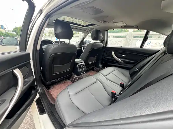 BMW 3 Series 2013