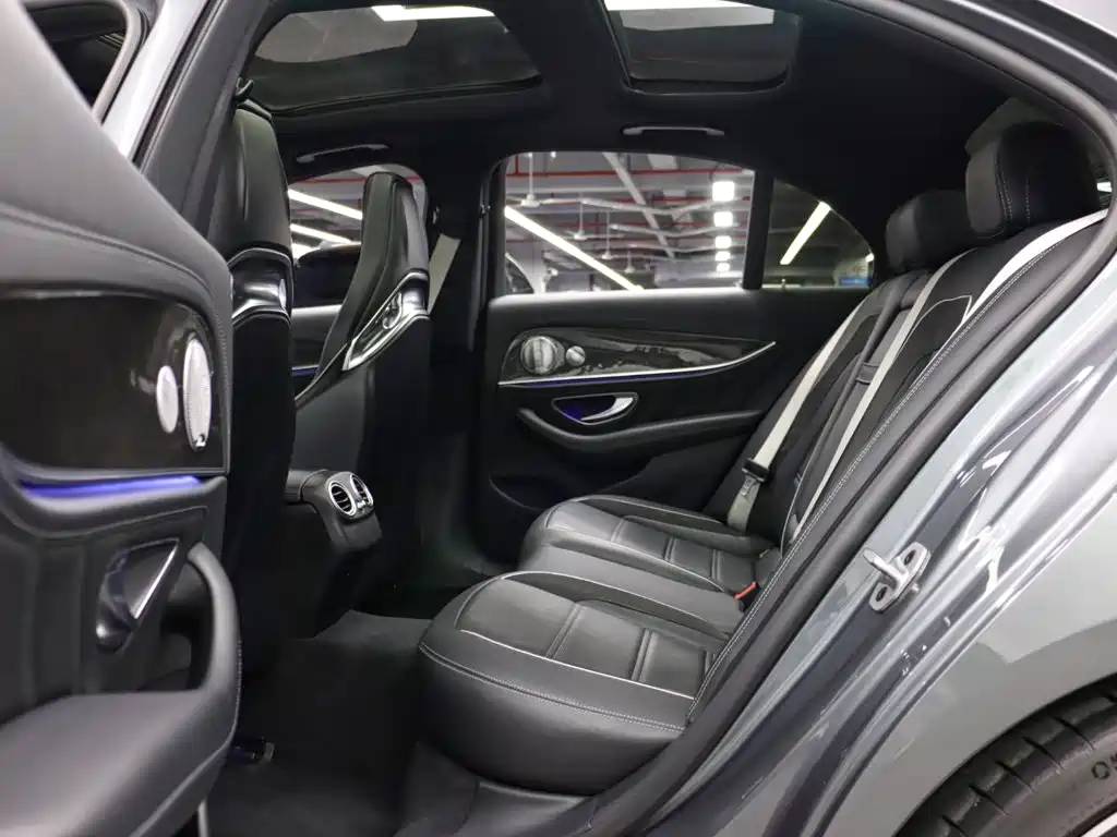 Mercedes-Benz E-Class AMG 2021 — фото 25