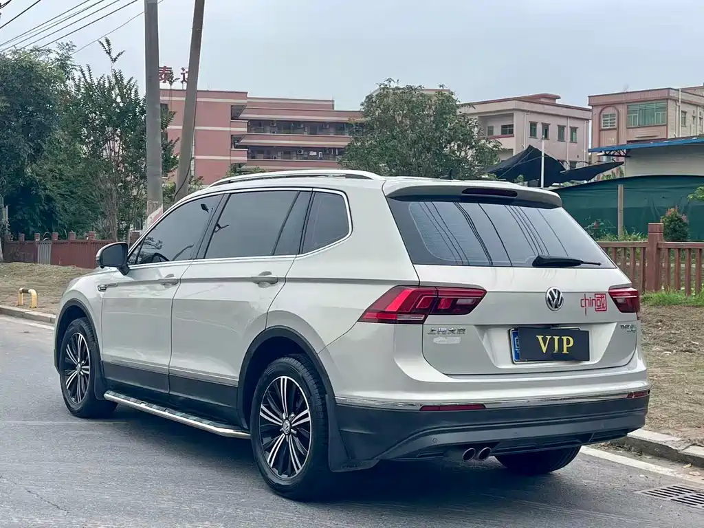 Volkswagen Tiguan L 2019 — фото 9