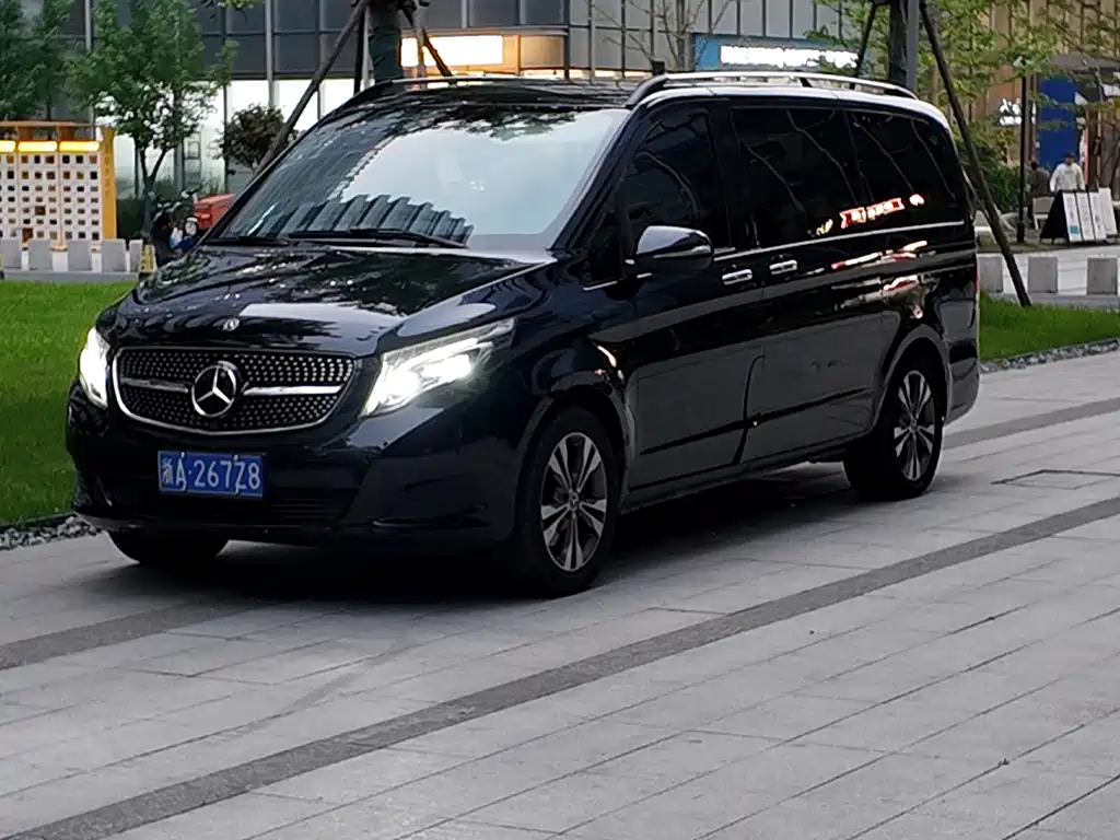 Mercedes-Benz V-Class 2019 — фото 3