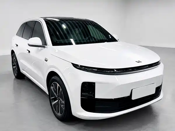Li Auto L6 2024