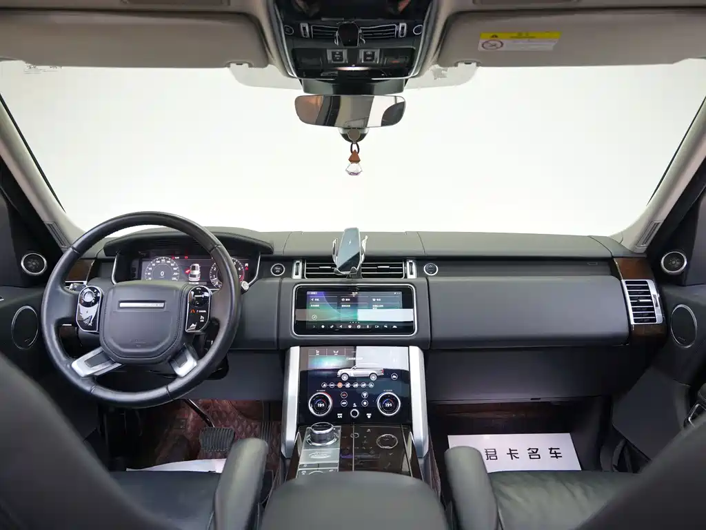 Land Rover Range Rover 2021 — фото 17