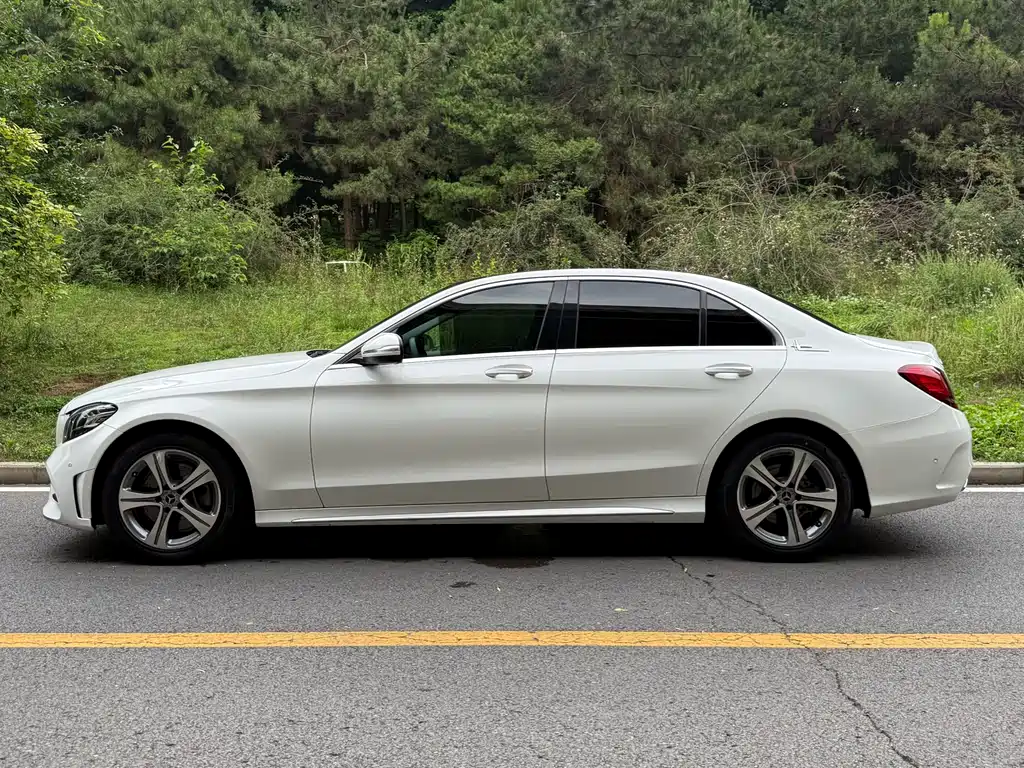 Mercedes-Benz C-Class 2019 — фото 3