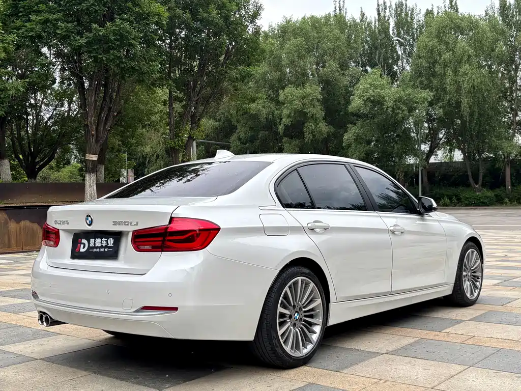 BMW 3 Series 2019