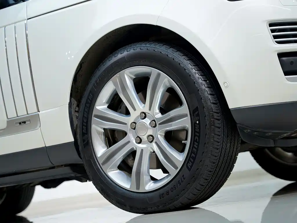 Land Rover Range Rover 2015 — фото 10