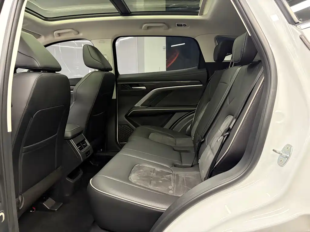 Haval H6 2023 — фото 16
