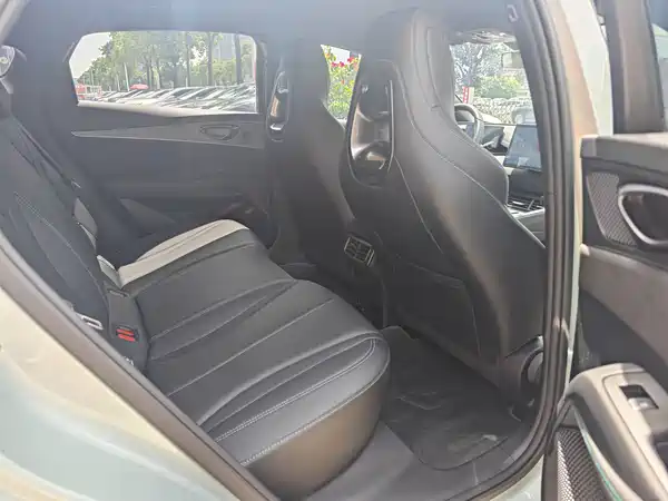 BYD Seal 06 2025