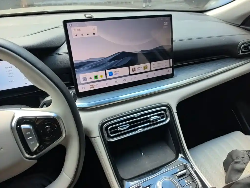 Geely Galaxy Star 6 2025 — фото 13