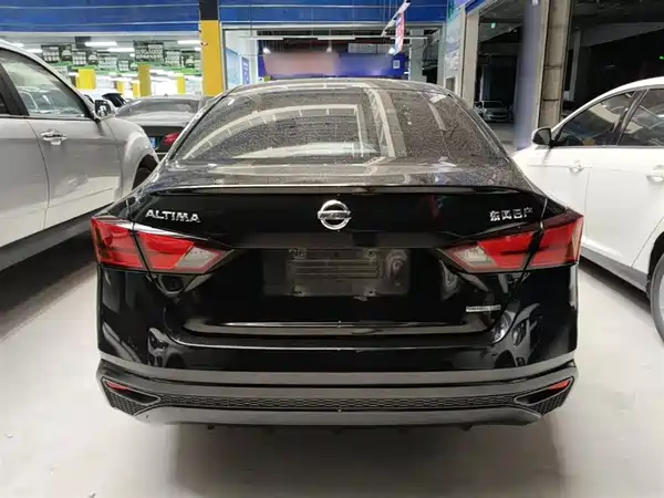 Nissan Teana 2021