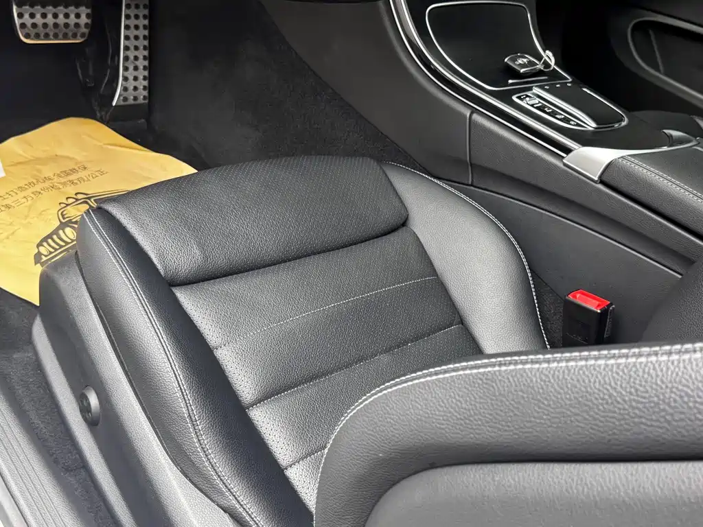 Mercedes-Benz C-Class 2020 — фото 17