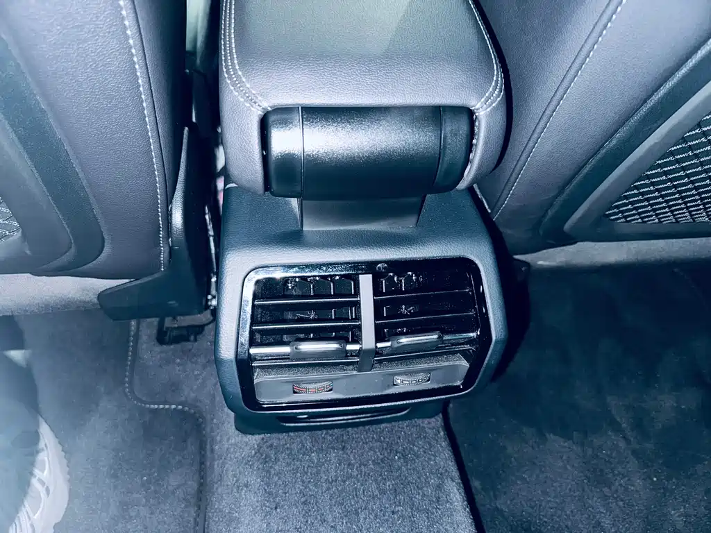 Audi Q3 Sportback 2022 — фото 11