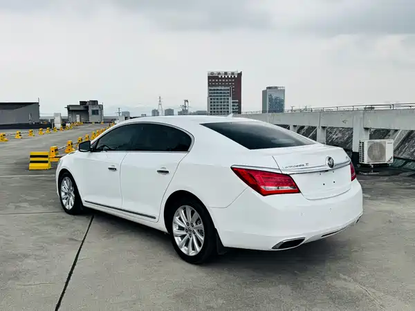 Buick LaCrosse 2013