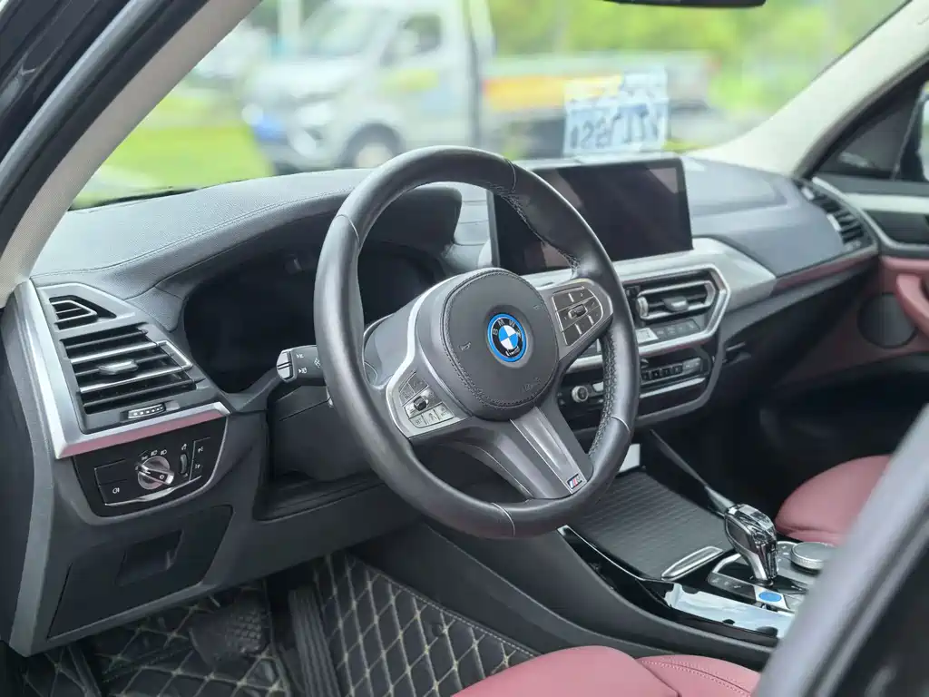 BMW iX3 2022 — фото 9