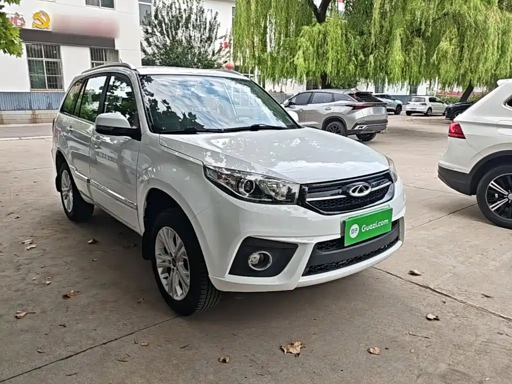 Chery Tiggo 3 2017 — фото 4
