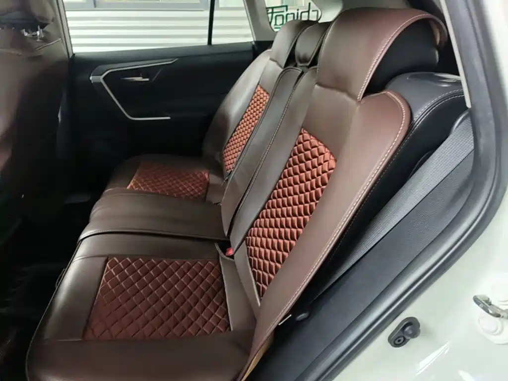Toyota Wildlander 2020 — фото 10
