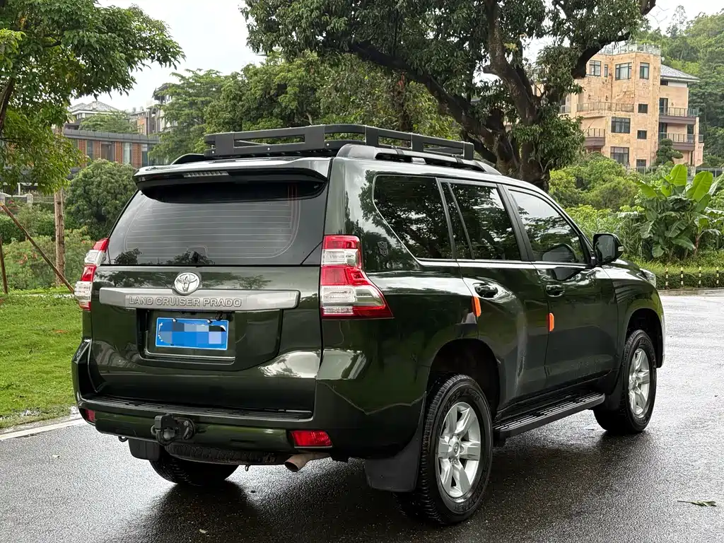 Toyota Prado 2015 — фото 9
