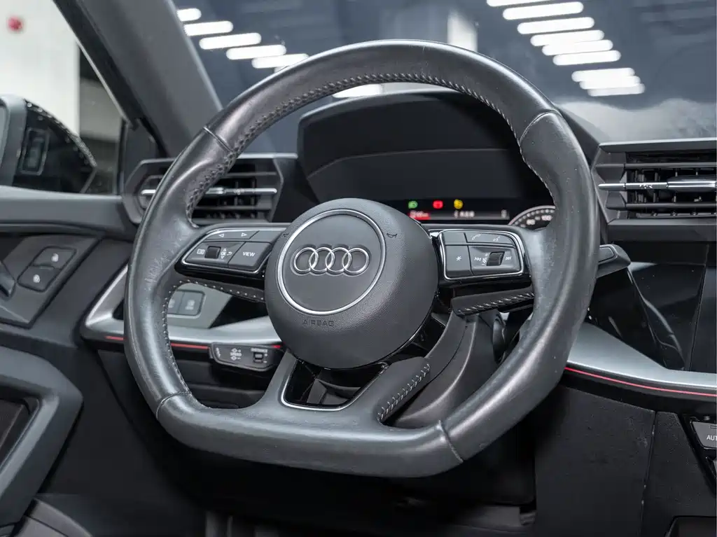 Audi A3 2022 — фото 17