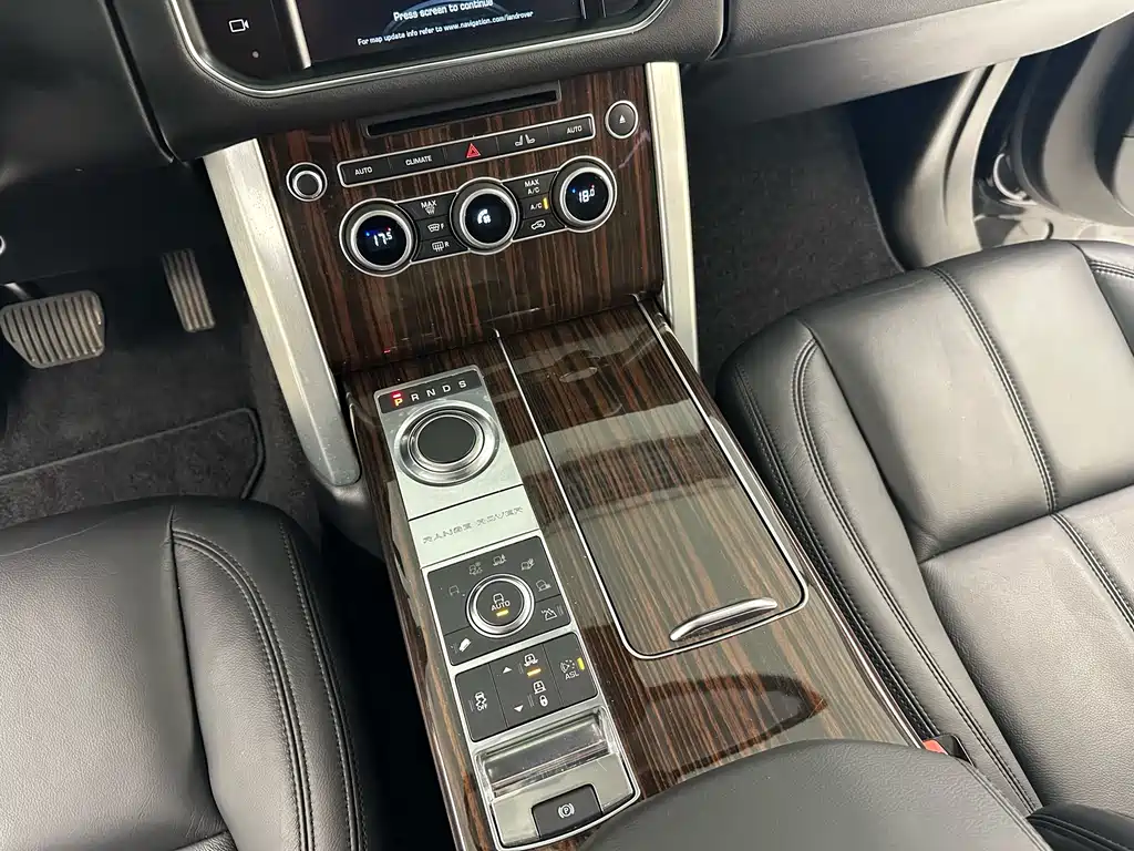 Land Rover Range Rover 2017 — фото 14