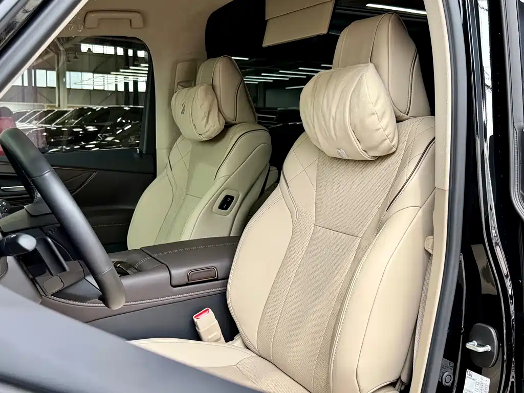 Toyota Alphard 2025 — фото 9