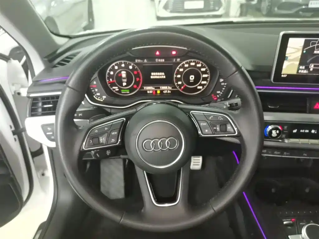 Audi A4L 2018 — фото 11