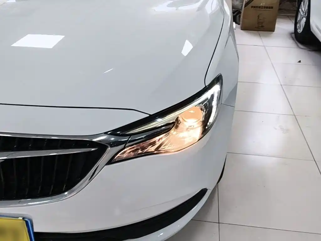 Buick Excelle GT 2020 — фото 18