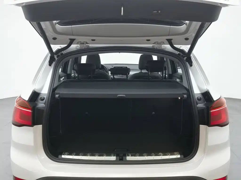 BMW X1 2019 — фото 16