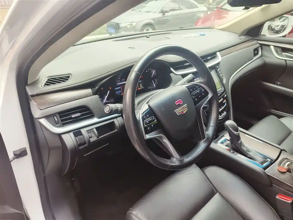 Cadillac XTS 2019 — фото 10