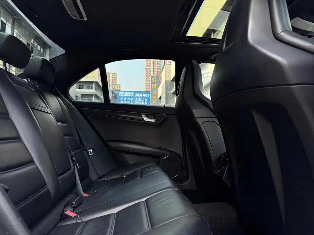Mercedes-Benz C-Class AMG 2012 — фото 17