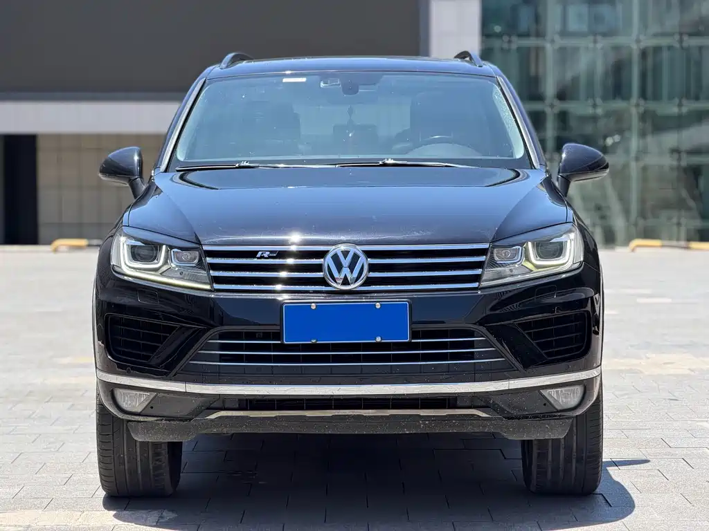 Volkswagen Touareg 2018 — фото 2