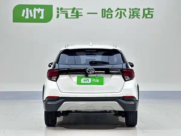 Toyota Yaris L 2022