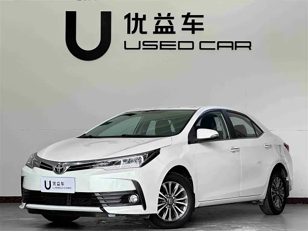 Toyota Corolla 2019 — фото 1