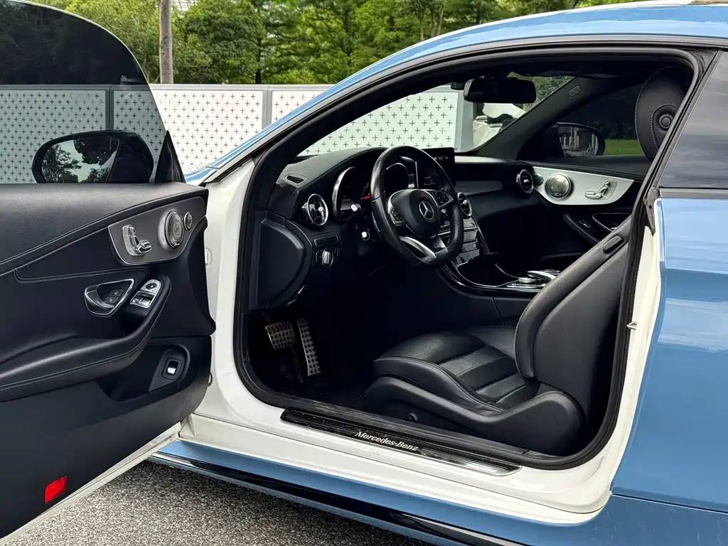 Mercedes-Benz C-Class 2018