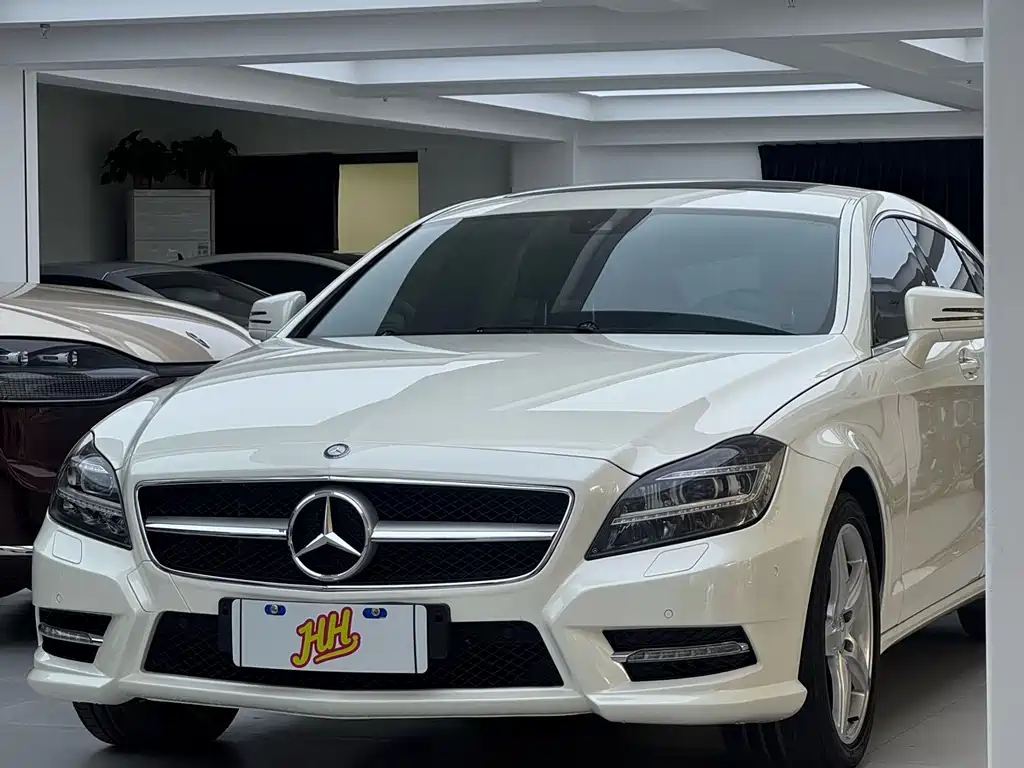 Mercedes-Benz CLS 2015 — фото 39