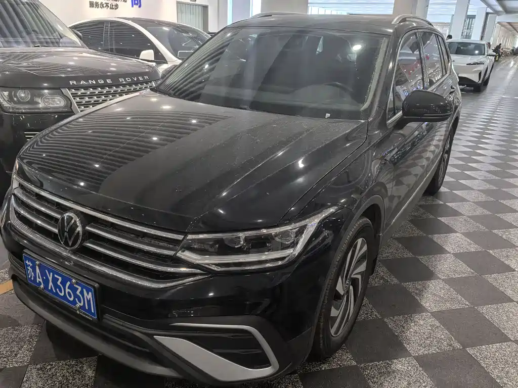 Volkswagen Tiguan L 2021 — фото 2