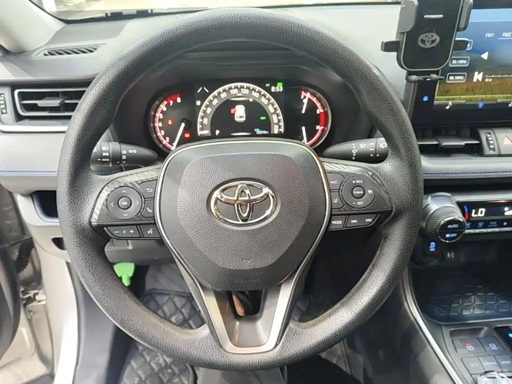 Toyota Wildlander 2021 — фото 11